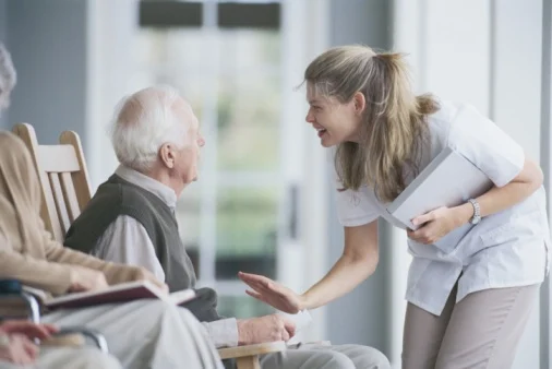 How Personal Home Care Assistance Helps Caregivers and Patients
